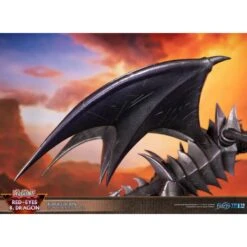 First 4 Figures Yu-Gi-Oh! Red-Eyes Black Dragon Black Edition -Japan World Negozio first 4 figures yu gi oh red eyes black dragon black edition 17