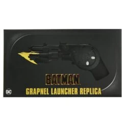 Neca Prop Replica Batman 1989 Grapnel Launcher -Japan World Negozio neca prop replica batman 1989 grapnel launcher 6